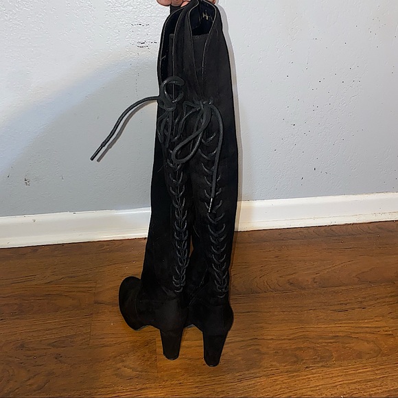 Thigh high boots - Picture 3 of 4